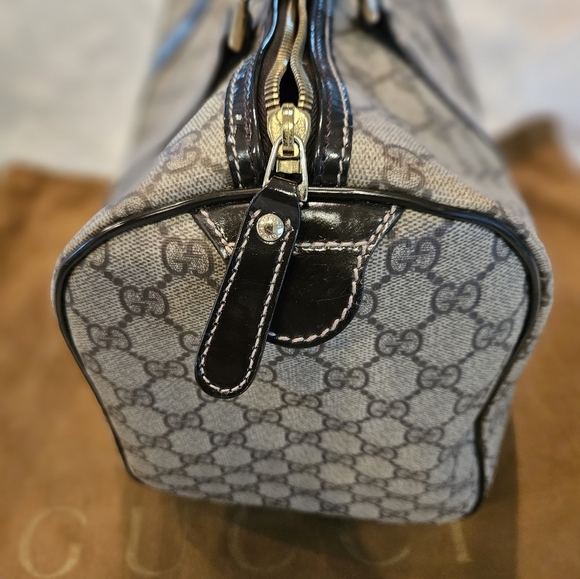 GUCCI GG Supreme Medium Joy Boston Bag - Picture 3 of 6